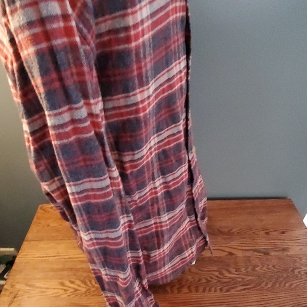 O'Neill ⚡Flannel🌟 - Picture 2 of 4